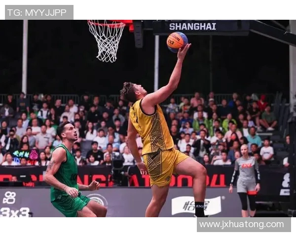 赛后分析:杭州篮球队与上海篮球队的战术对决与精彩瞬间回顾 赛后分析:杭州篮球队与上海篮球队的战术对决与精彩瞬间回顾