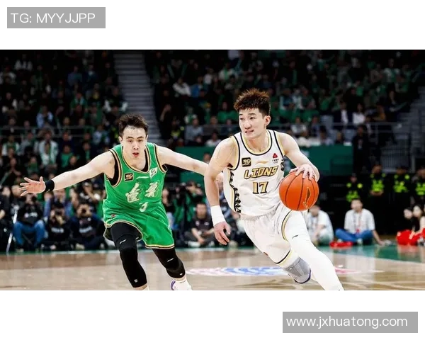 2015年CBA季后赛精彩对决北京队与广厦队的巅峰之战回顾 2015年CBA季后赛精彩对决北京队与广厦队的巅峰之战回顾