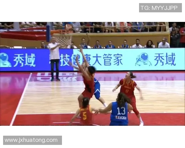 女篮对决加拿大与希腊的精彩碰撞谁将赢得胜利的荣耀