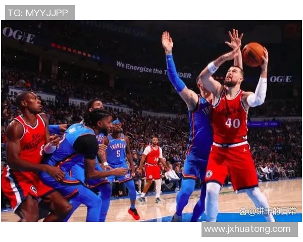 快船与雷霆季后赛第四场激战回顾与精彩瞬间分析 快船与雷霆季后赛第四场激战回顾与精彩瞬间分析