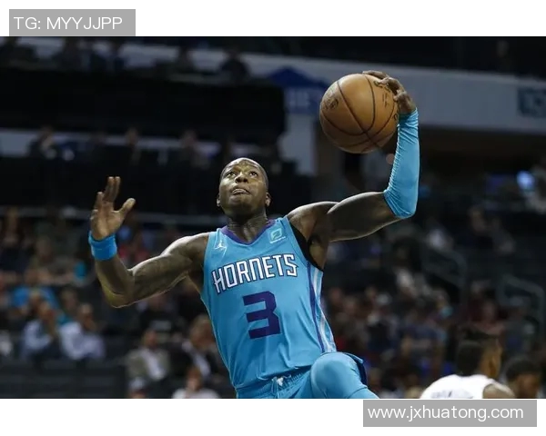 特里罗齐尔在NBA赛场的成长与突破之路解析 特里罗齐尔在NBA赛场的成长与突破之路解析