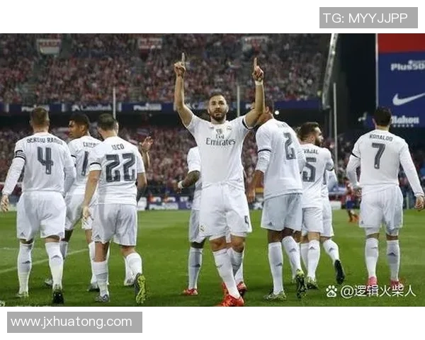 巴萨与利物浦历史交锋记录分析及精彩瞬间回顾