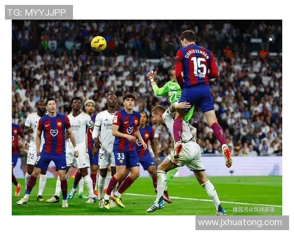 2004年经典对决巴萨与皇马的世纪之战回顾与分析