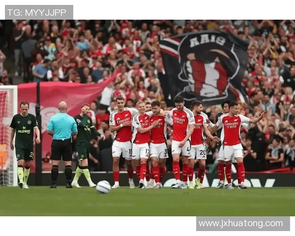 曼城与曼联激战正酣赛场上演精彩比分对决回顾 曼城与曼联激战正酣赛场上演精彩比分对决回顾